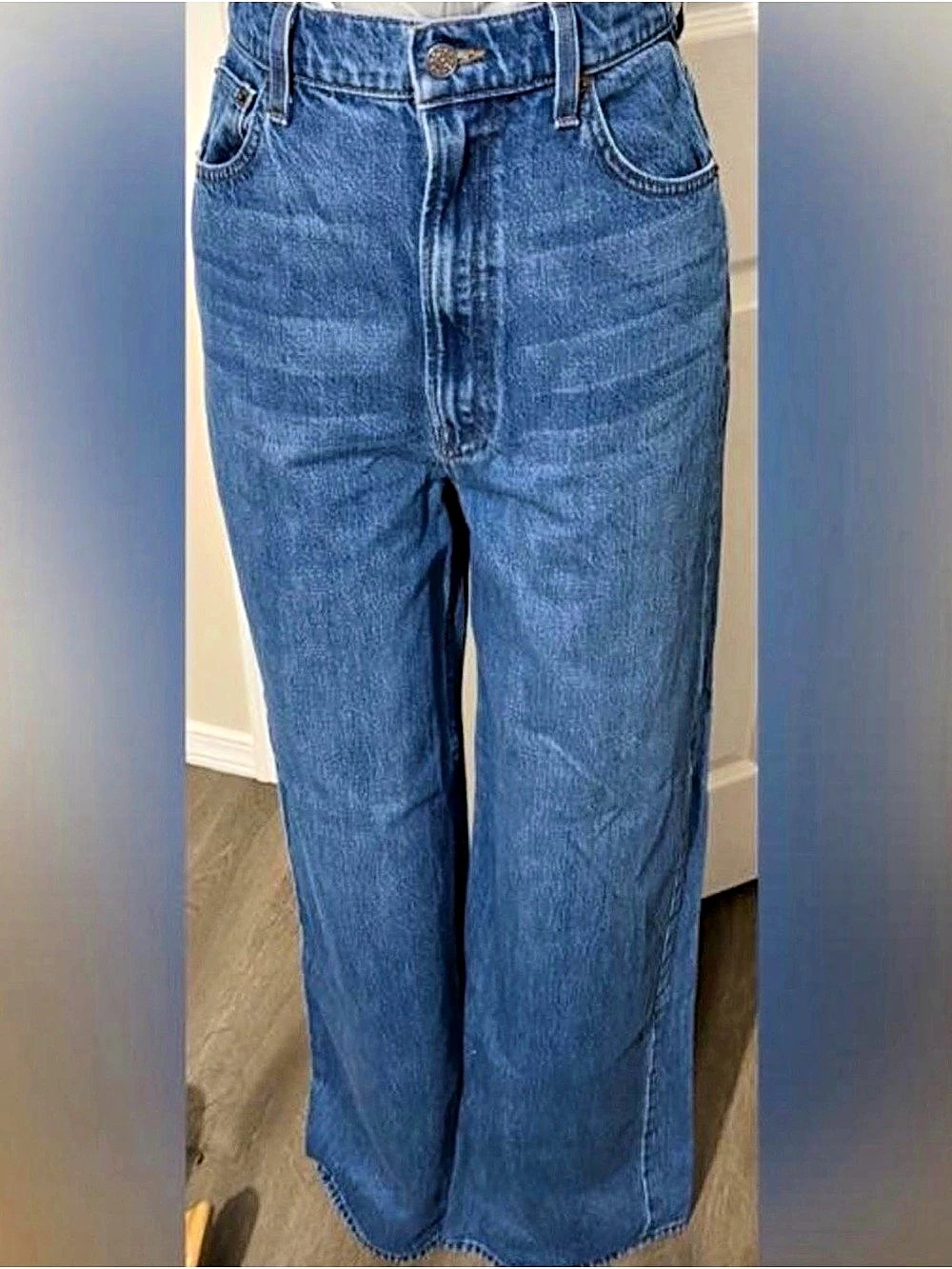 Mother Snacks! Size 4/27 high waisted jeans